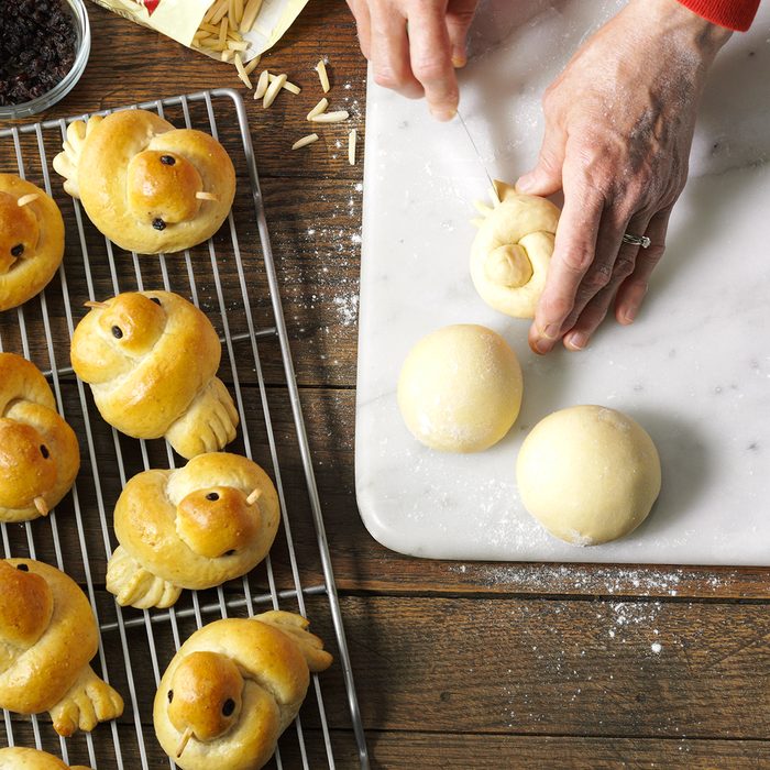 Dove Dinner Rolls