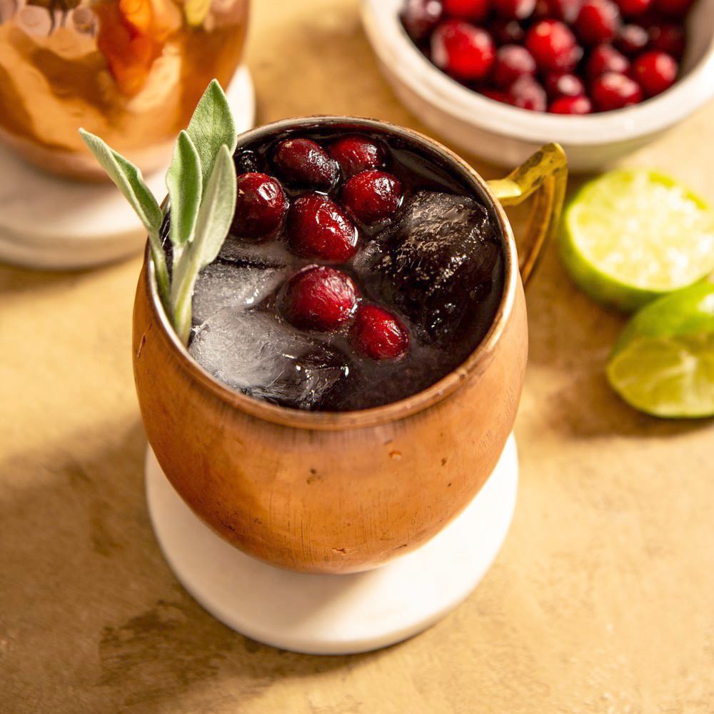 How to Make a Cranberry Moscow Mule