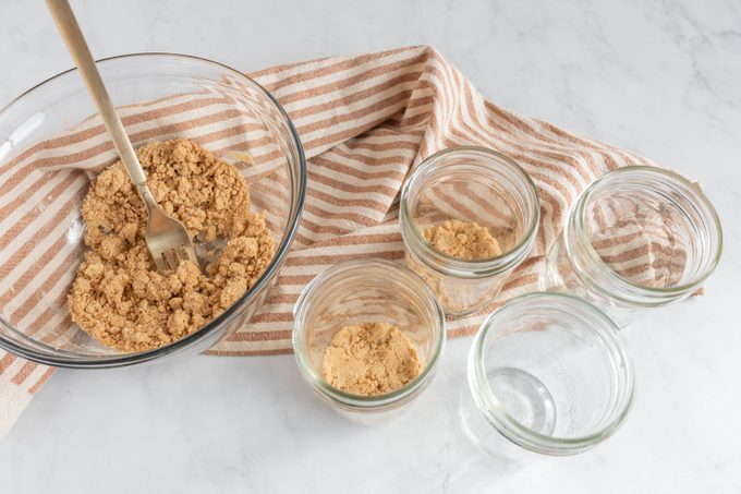 No-Bake Pumpkin Cheesecake Crusts