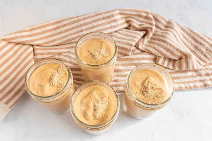 No Bake Pumpkin Cheesecakes in Mason Jars