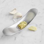 Gracula Garlic Crusher – World of Mirth