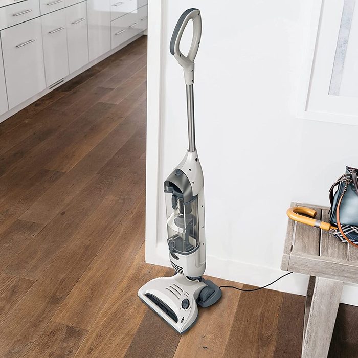 Shark Sv1106 Navigator Bagless Cordless Vacuum Ecomm Via Amazon.com