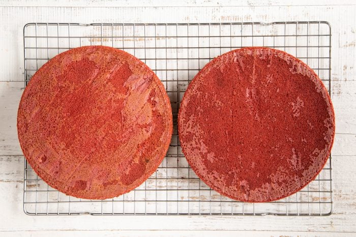 how to make a gluten free red velvet cake step 4