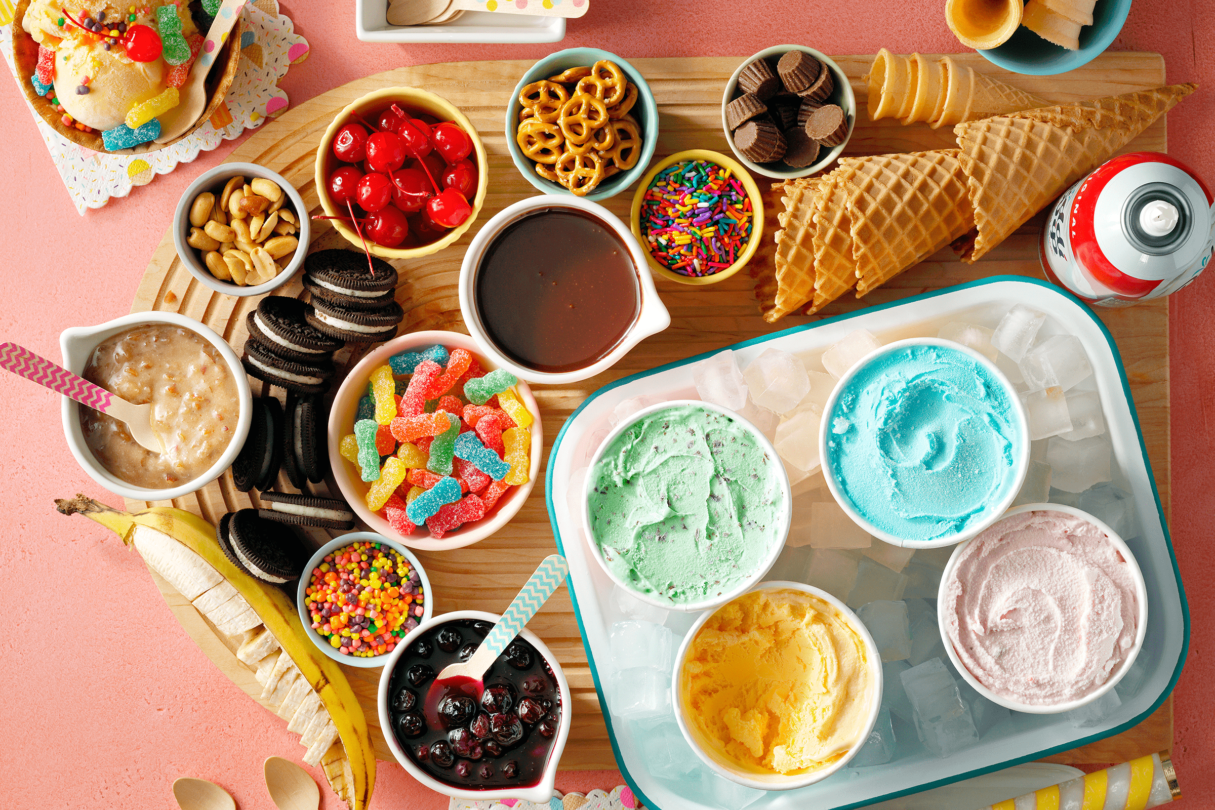 Outdoor Ice Cream Bar - Party at Home 
