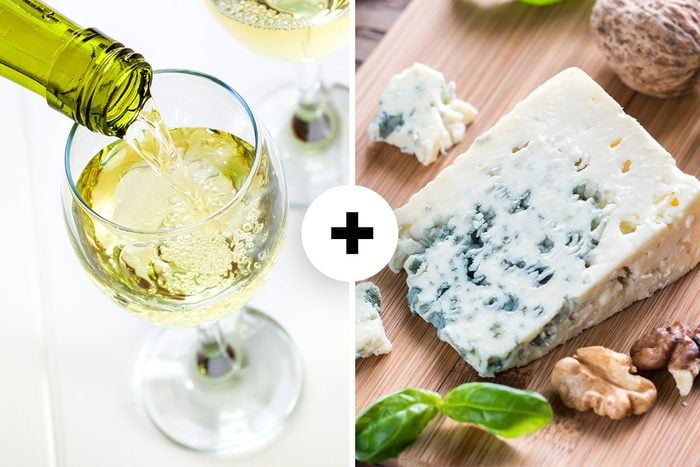Moscato And Cambozola Wine And Cheese Pairing