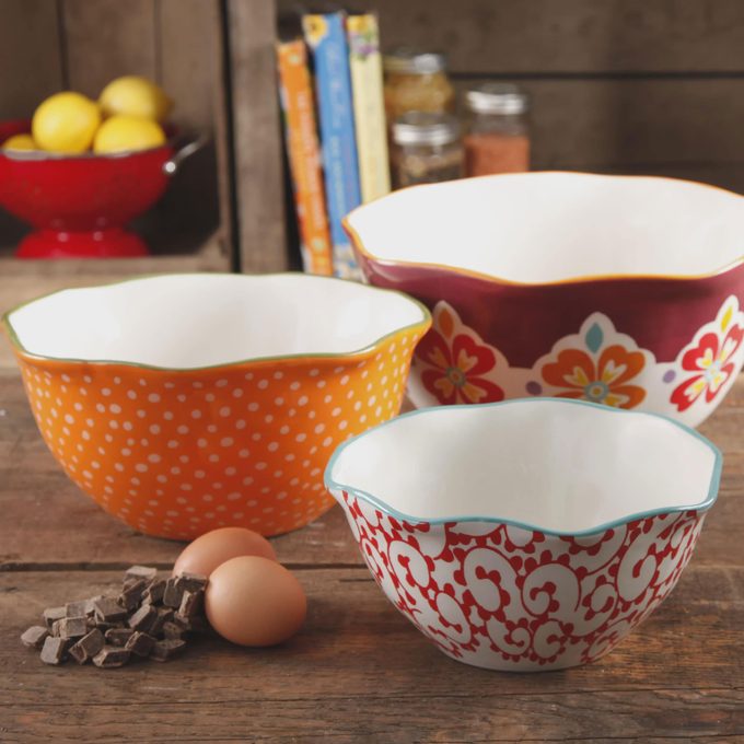 The Pioneer Woman Serving Bowl Set