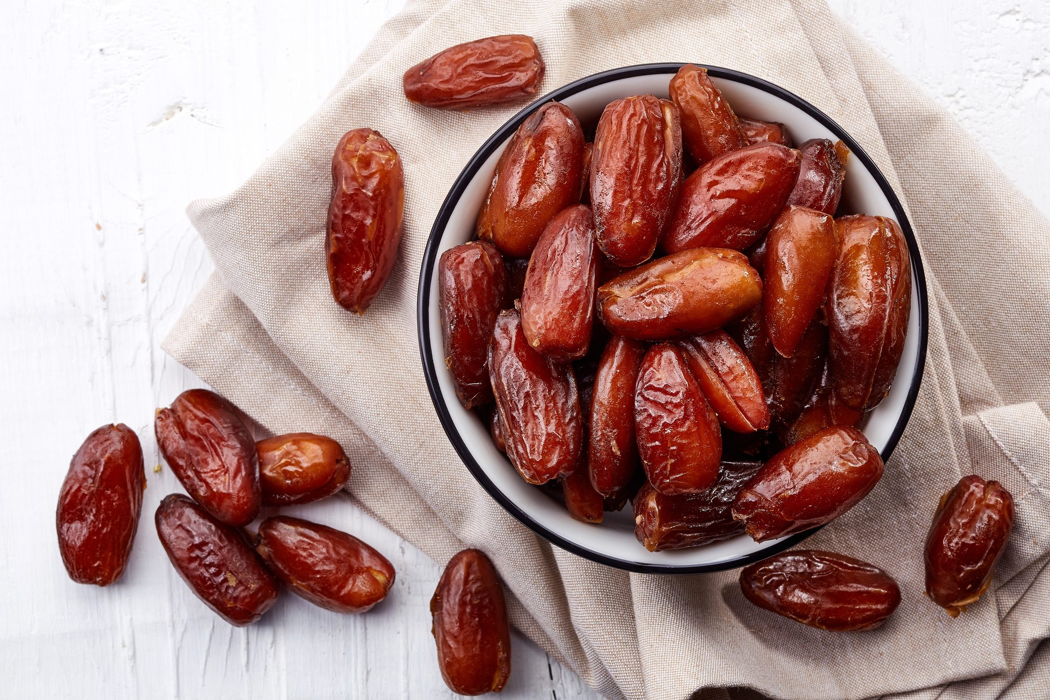 10 Health Benefits of Dates (According to a Registered Dietitian)