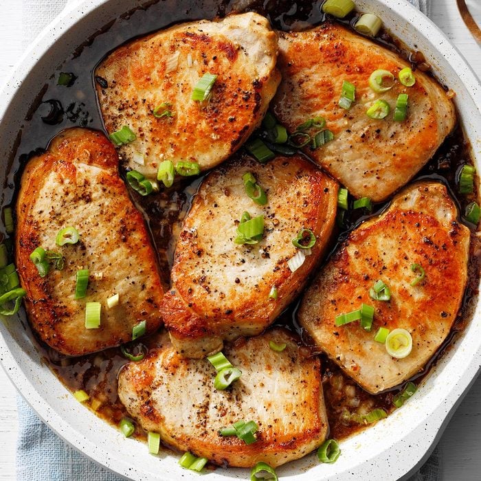 Skillet Pork Chops In Pineapple Soy Sauce Exps Rc22 270429 P2 Md 12 02 9b