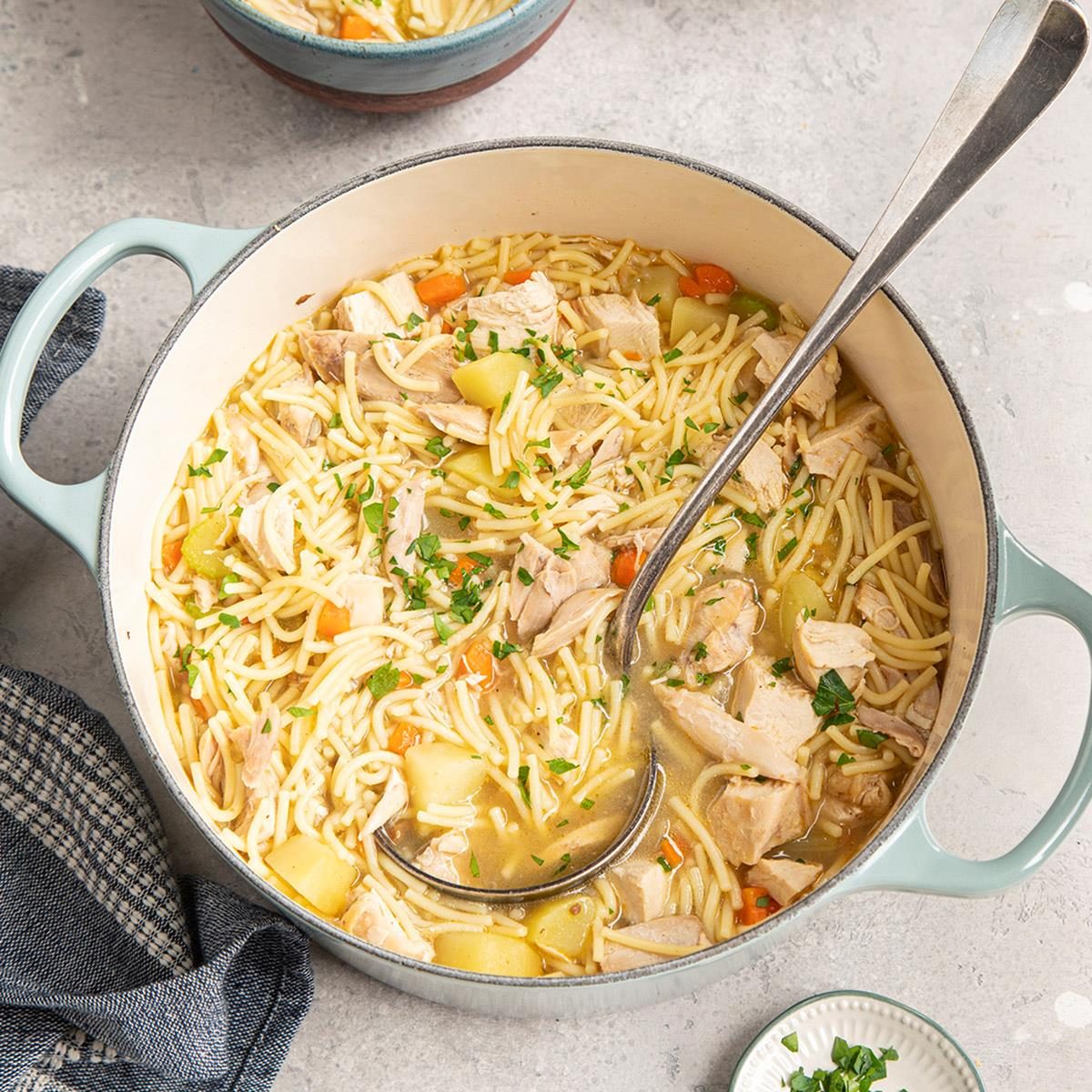 https://www.tasteofhome.com/wp-content/uploads/2023/01/Spanish-Chicken-Soup_EXPS_FT22_271998_ST_1_06_1.jpg