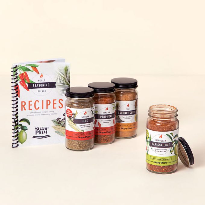 Global Hot Sauce And Spice Kit
