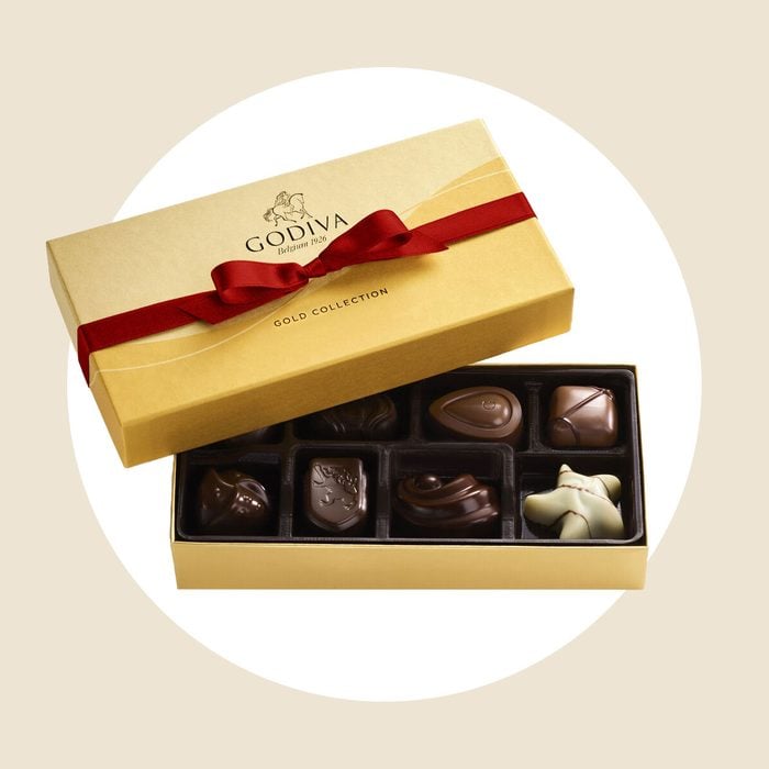 Godiva Assorted Chocolate Gold Giftbox Ecomm Via Godiva