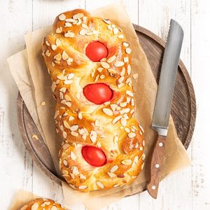 Greek Easter Bread (Tsoureki)