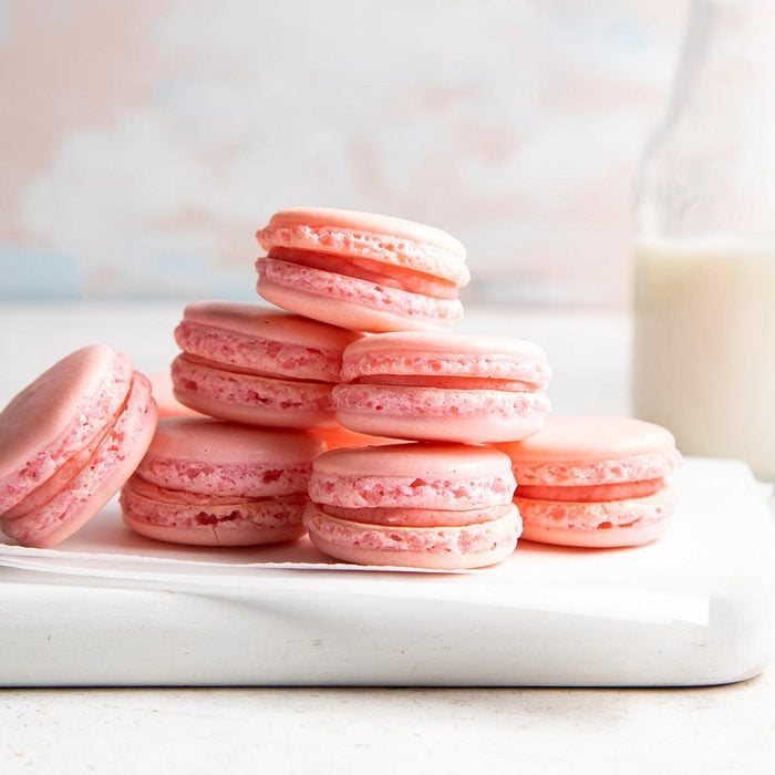Strawberry Macarons Exps Ft23 272708 St 2 09 1