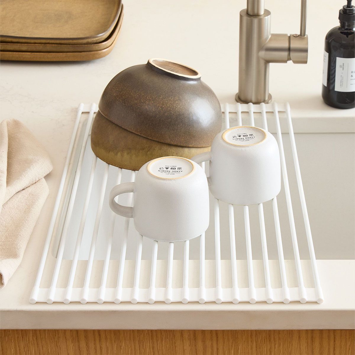10 Easy Pieces: Space-Saving Dish Racks for Small Kitchens
