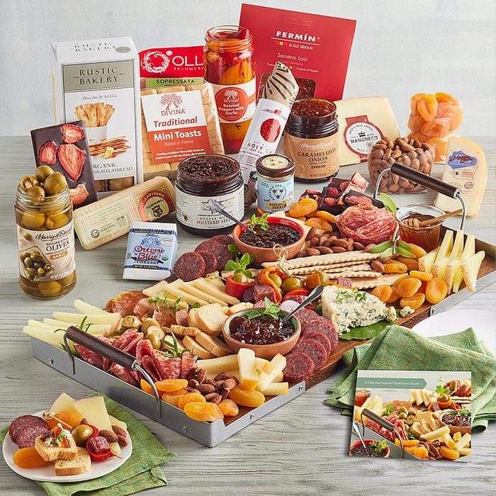 Charcuterie And Cheese Board Kit