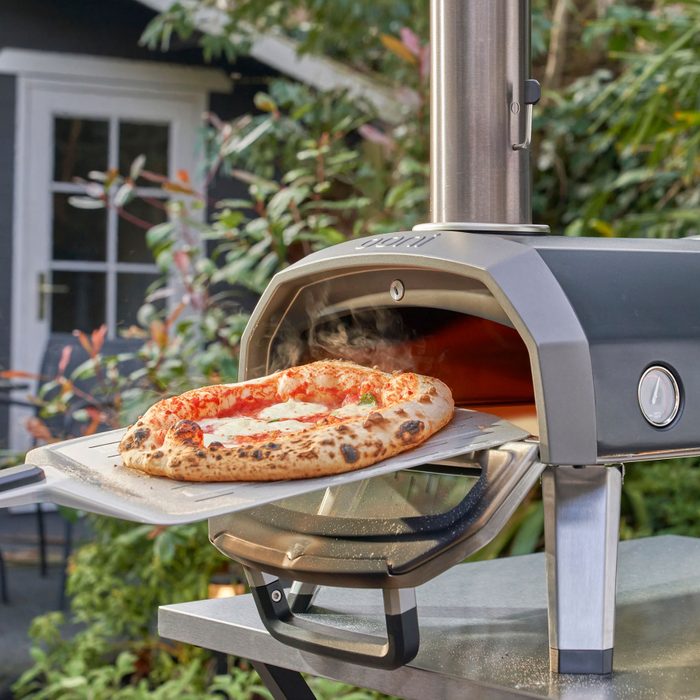 Ooni Karu 12g Multi Fuel Pizza Oven Ecomm