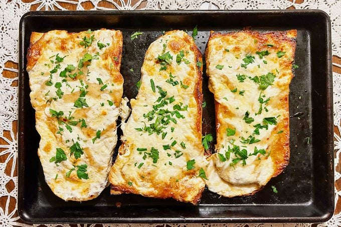 Roasted Shallot Garlic Cheese Bread Overhead Resize Recolor Crop Jason Wilson For Taste Of Home