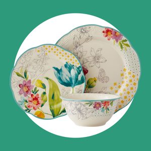 Seasonal Dinnerware Via Walmart.com Ecomm