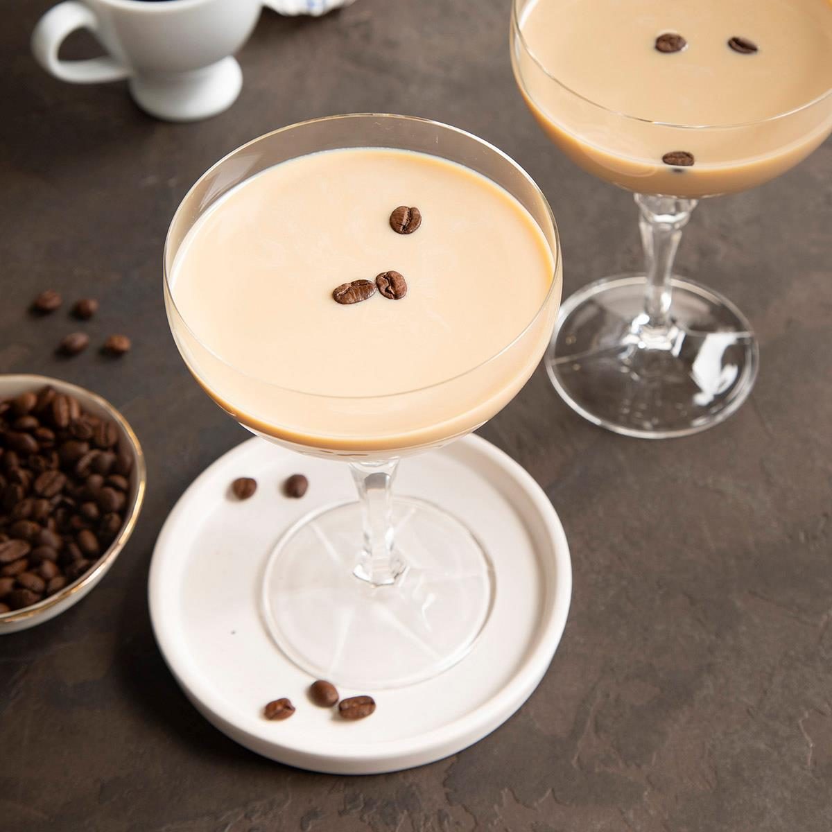 https://www.tasteofhome.com/wp-content/uploads/2023/04/Baileys-Espresso-Martini_EXPS_FT23_272961_ST_2_28_1.jpg