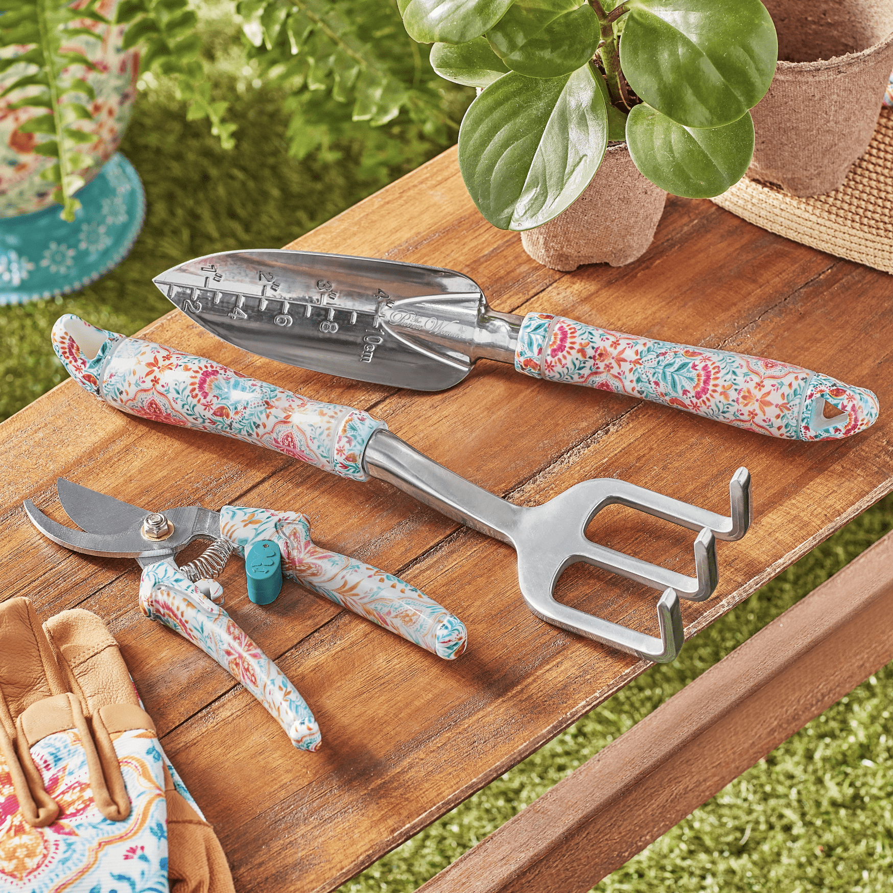 The Turquoise Floral Pioneer Woman Knife Block Set