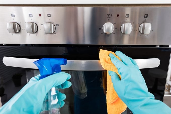 Cleaning Oven with glass cleaner