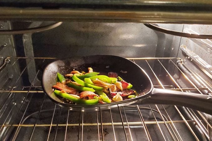 Xtrema ceramic Frying Pan in the oven