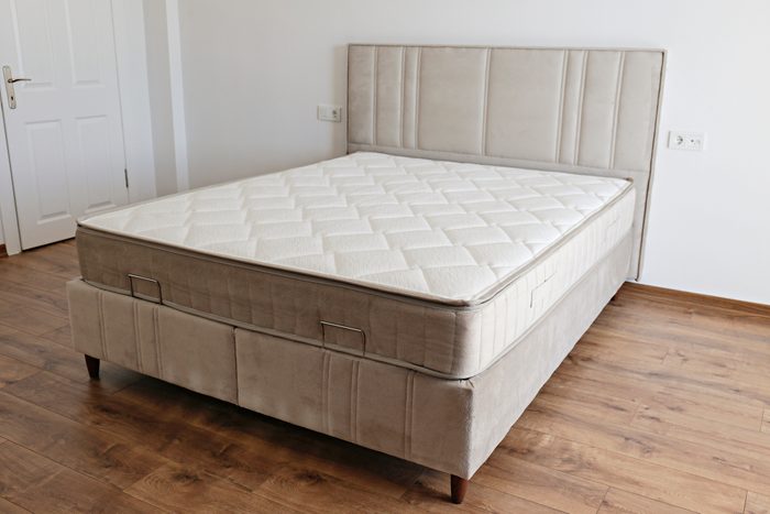 New white mattress.