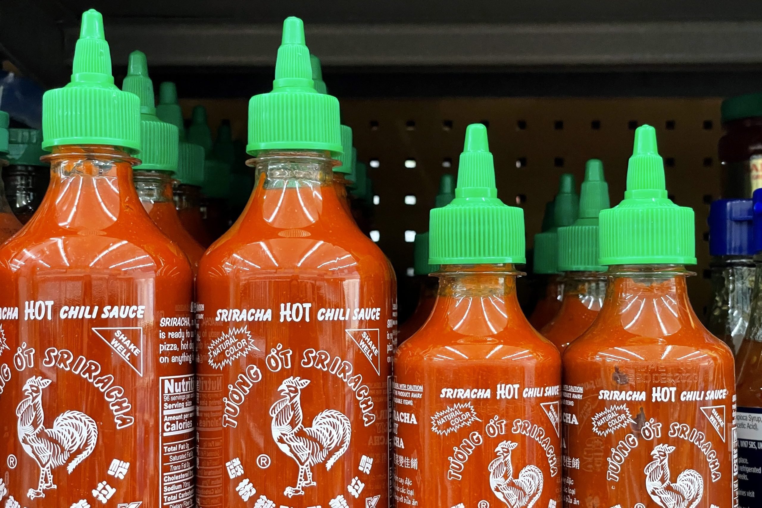 CHILI BOY Sriracha Hot Chili Sauce 28 oz Bottle - 1 case (12 bottle)