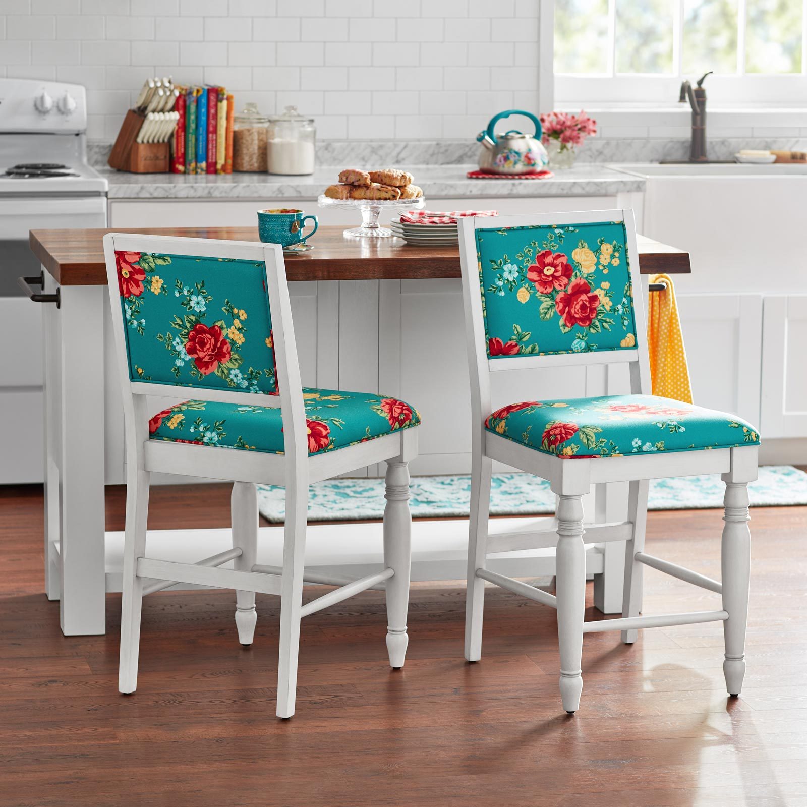 https://www.tasteofhome.com/wp-content/uploads/2023/06/TOH-ecomm-Pioneer-Woman-Furniture-counter-stools-courtesy-walmart.jpg?fit=700%2C700