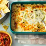 How to Make Copycat Applebee’s Spinach Artichoke Dip