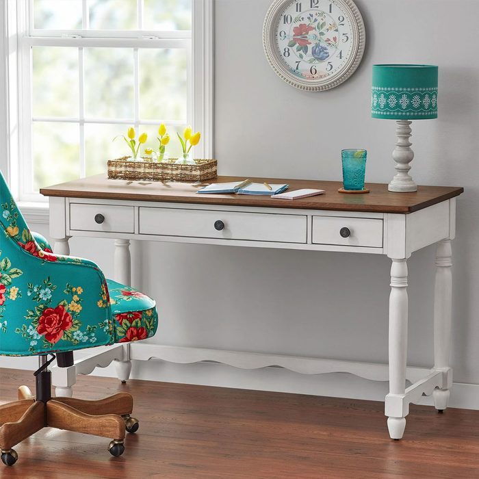 Woman's Writing Desk with Chair
