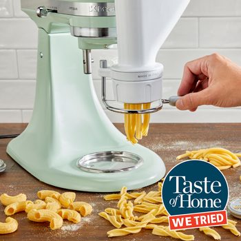 We Tried A Kitchenaid Pasta Press—and It’s The Gadget Of Our Italian Dreams Toha23 Kastandmixer Ks 07 10 008