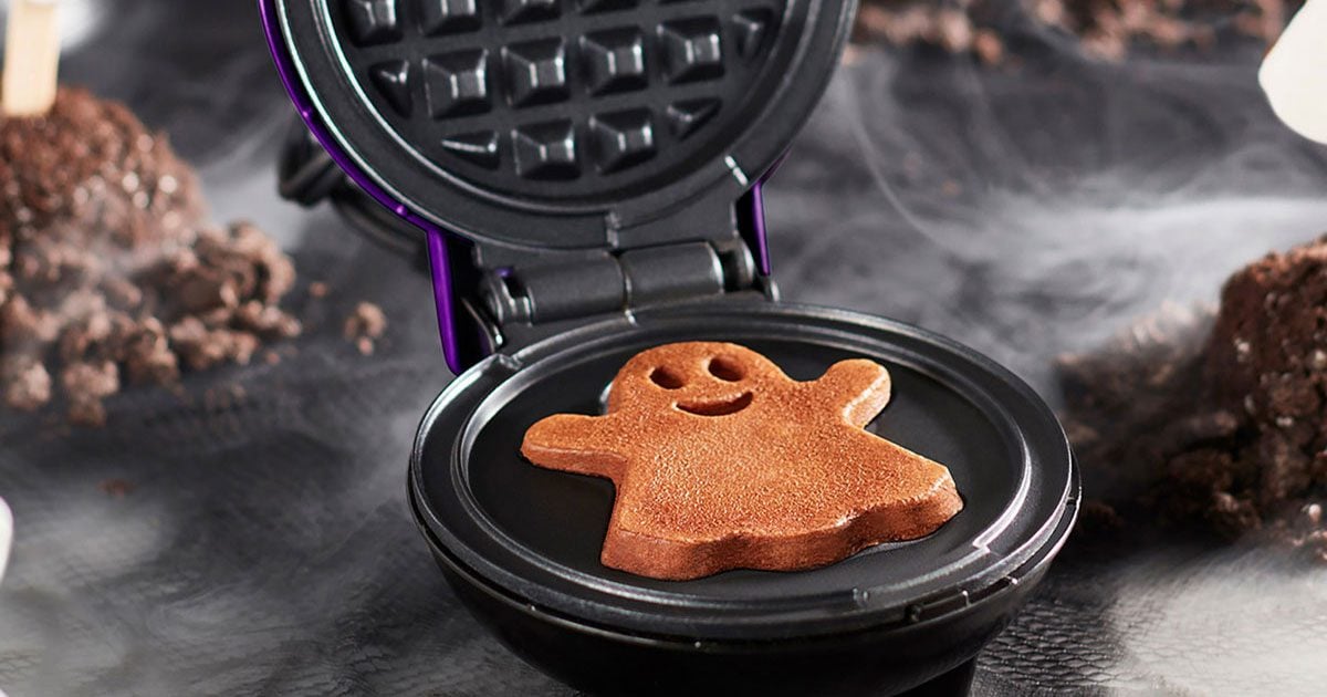 Dash Mini Ghost Halloween Waffle Maker, 1 ct - Baker's