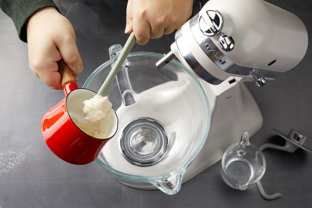 putting tangzhong in a stand up mixer