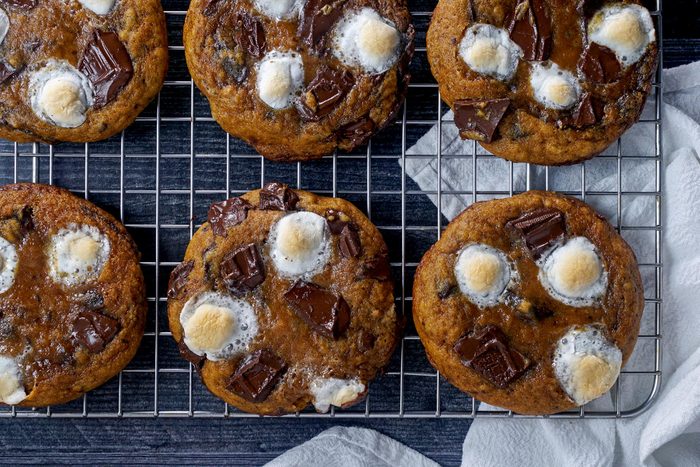 Pumpkin S'mores Cookies