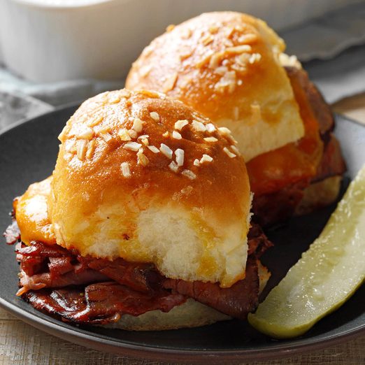 Beef And Cheddar Sliders Exps Cr22 268303 Dr 04 21 6b