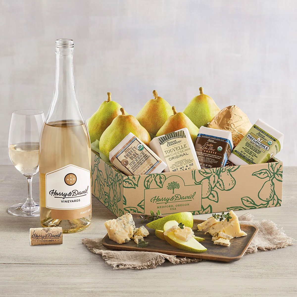Rogue Valley Gift Box With Wine