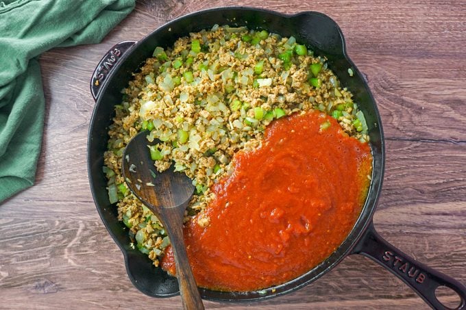 Simmer Mixture With Sauce For Emerils Spicy Rigatoni Lauren Habermehl For Toh