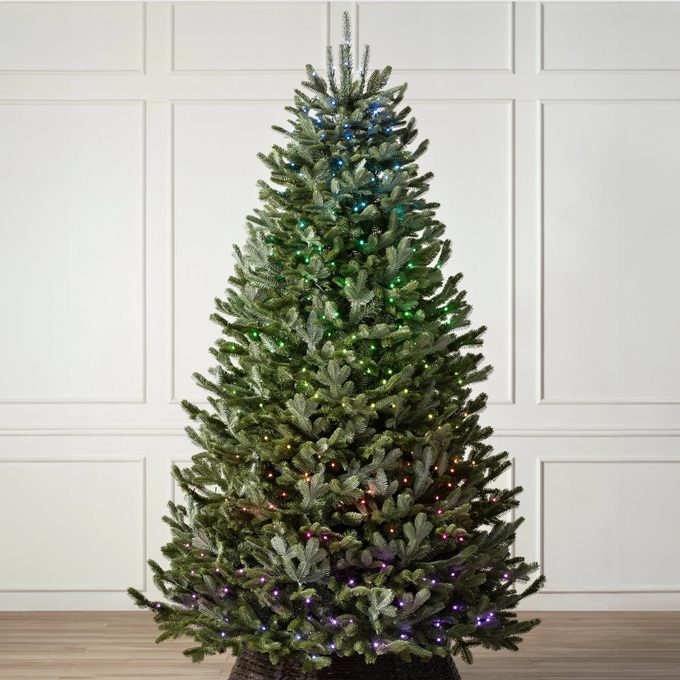 smart twinkly Christmas tree
