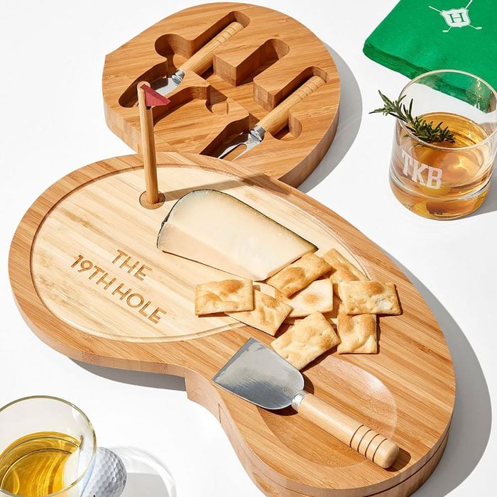 Personalized, Golf designed cheese board from Mark & Graham