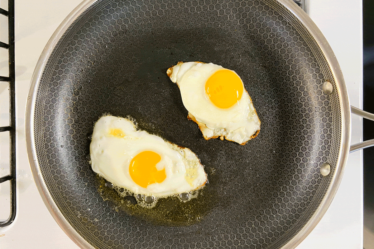 HexClad Egg Pan The Ultimate Cookware for Effortless Egg Cooking 