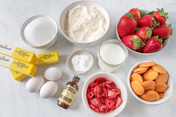 Ingredients for Strawberry Crunch Cake Recipe 