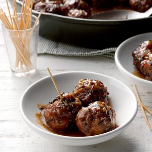 Meaty Wild Rice Meatballs in Cranberry Sauce