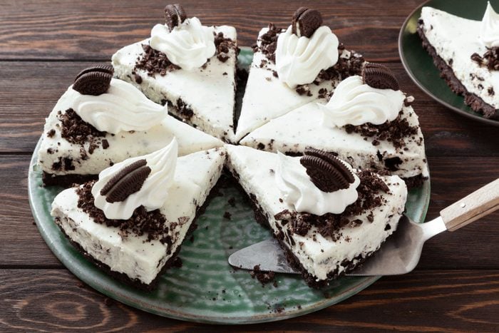 No Bake Oreo Cheesecake served in a plate