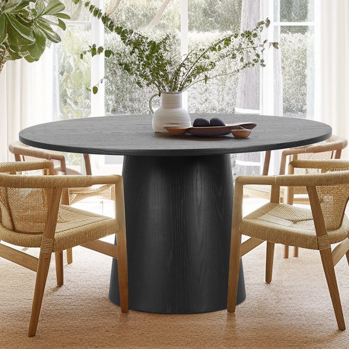Dysis Solid Oak Pedestal Dining Table