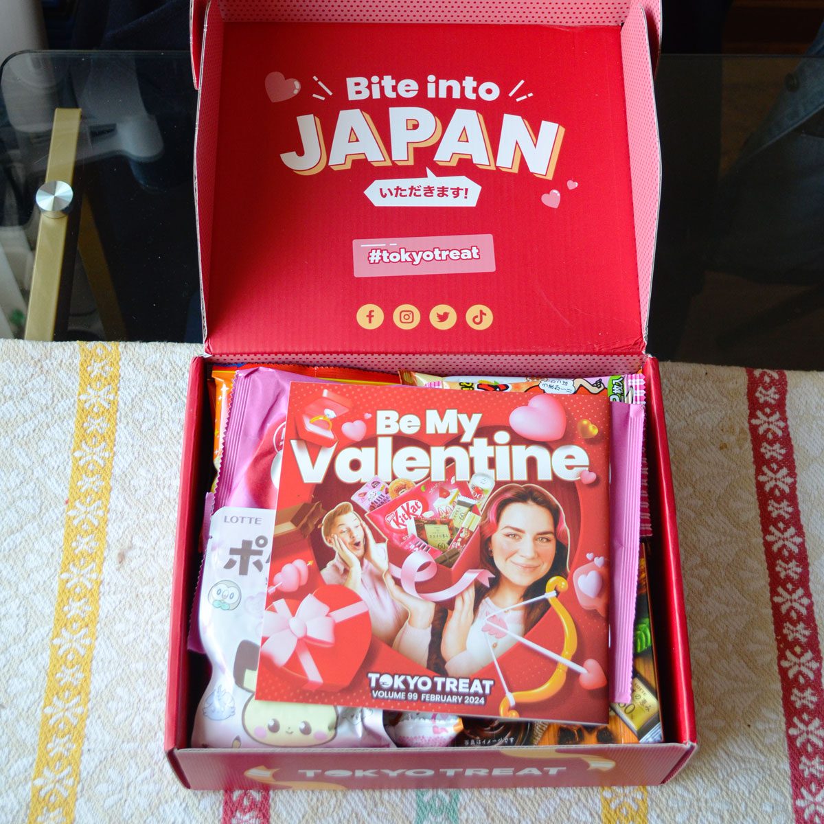 Tokyotreat box placed on a table