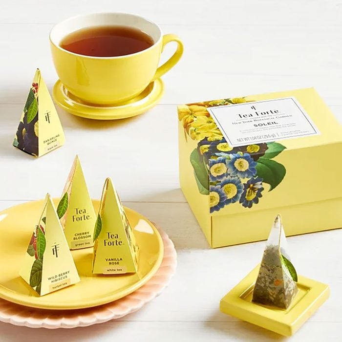 Tea Forte Soleil Tea Gift Box Ecomm Via Harryanddavid.com