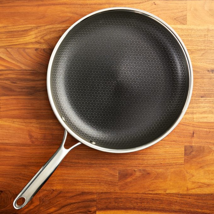 Toh We Tried It Hexclad Hybrid Nonstick Frying Pan Toha Xcladfrypans Ks 09 06 001 Ssedit